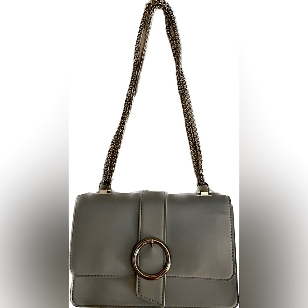 Light blue chain shoulder purse
